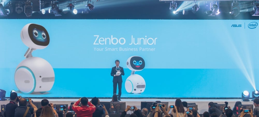 華碩打造Zenbo孿生兄弟 將以Zenbo Junior進攻企業應用市場