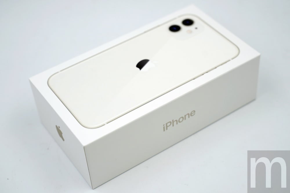 iPhone 11 ホワイト カメラ装飾付き iPhone 11 ホワイト カメラ装飾付き iPhone 11 ホワイト カメラ装飾