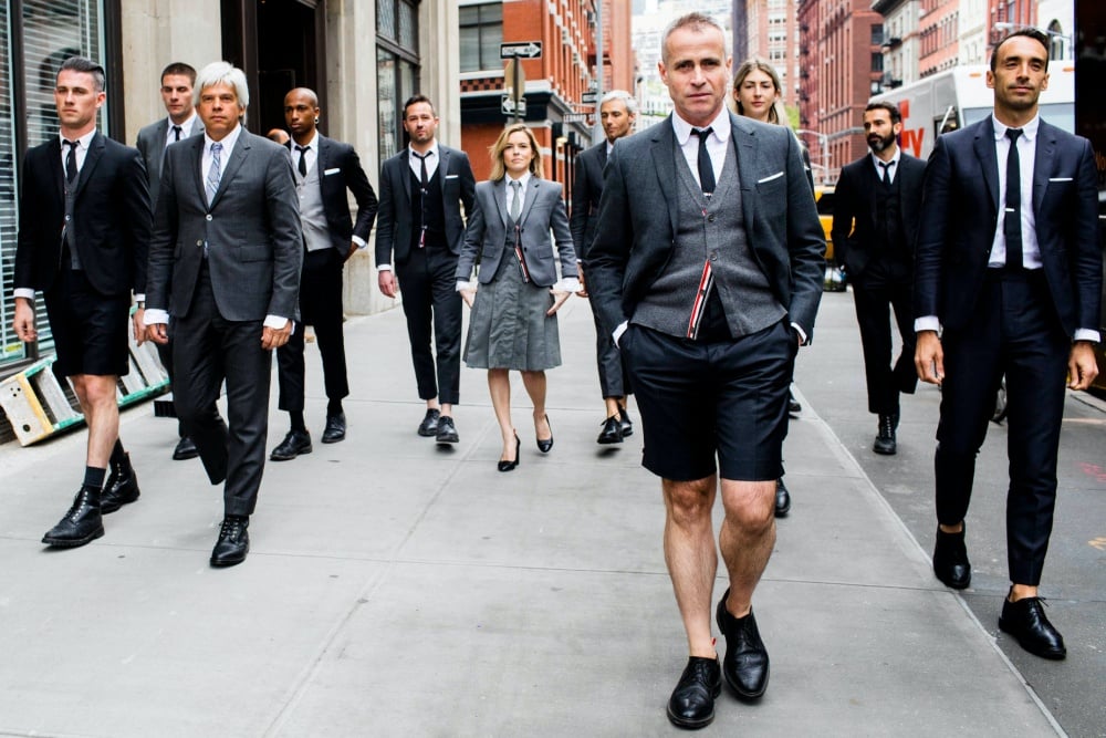 攜手設計品牌Thom Browne，三星準備讓Galaxy S20系列很時尚