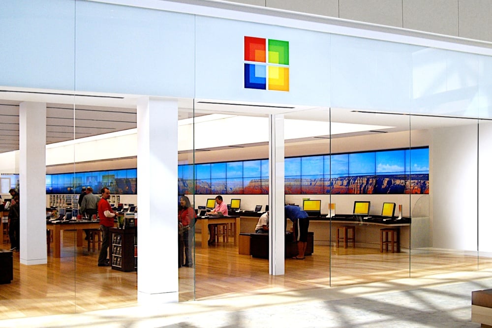 因疫情影響與銷售模式改變，微軟決定關閉所有實體零售店面