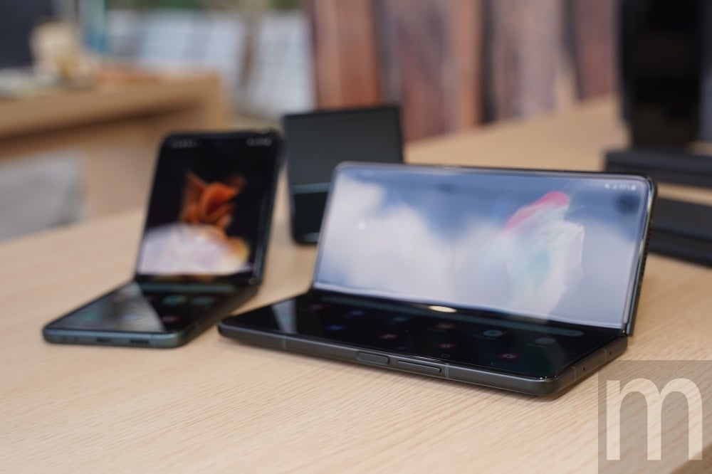 三星在台揭曉Galaxy Z Fold 3、Galaxy Z Flip 3兩款螢幕可凹折手機售價