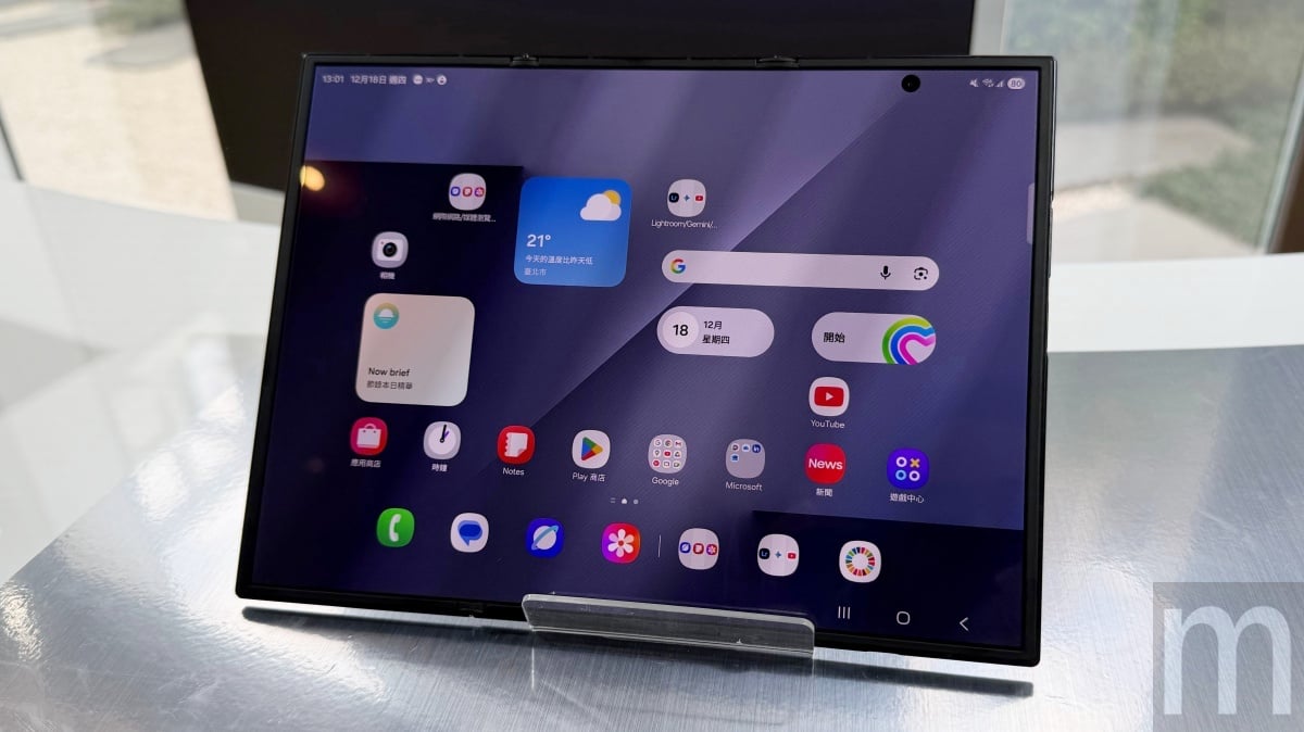 三星首款「三折機」!Galaxy Z TriFold以近9萬元價格登台,變身10吋平板、支援手機端獨立DeX運作 三星首款「三折機」!Galaxy Z TriFold以近9萬元價格登台,變身10吋平板、支援手機端獨立DeX運作