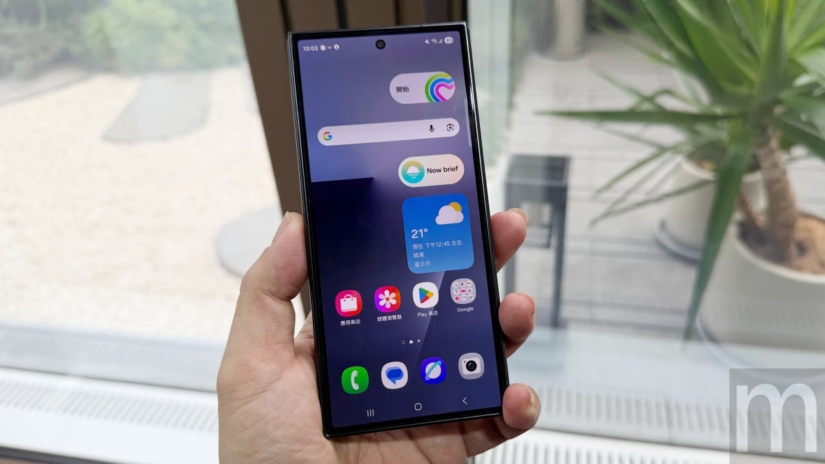 三星首款「三折機」!Galaxy Z TriFold以近9萬元價格登台,變身10吋平板、支援手機端獨立DeX運作 三星首款「三折機」!Galaxy Z TriFold以近9萬元價格登台,變身10吋平板、支援手機端獨立DeX運作