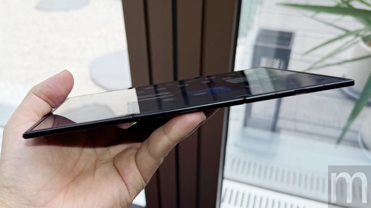 三星首款「三折機」!Galaxy Z TriFold以近9萬元價格登台,變身10吋平板、支援手機端獨立DeX運作 三星首款「三折機」!Galaxy Z TriFold以近9萬元價格登台,變身10吋平板、支援手機端獨立DeX運作