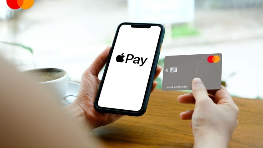 Mastercard與台新銀行率先啟用Apple Pay感應加卡服務，感應即可將卡片資料加入蘋果錢包