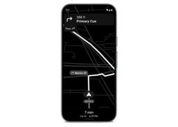 Google Maps針對Pixel 10系列推出導航「省電模式」，鎖定畫面轉單色顯示、續航力最多增加4小時