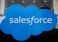 AI不再只是陪聊！Salesforce預測2026年三大趨勢：AI代理將學會「扛責任」、資安具備「自癒力」