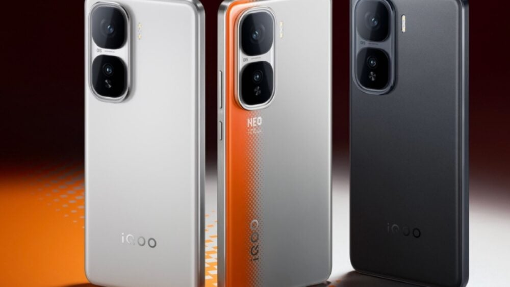 iQOO Neo10系列搭載自行研發Q2電競晶片，額外推出特殊雙色點狀拼接的拉力橙配色