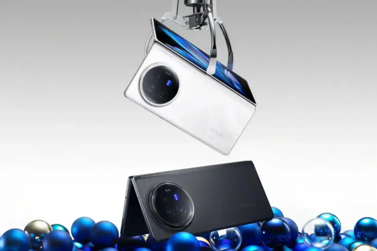 vivo X Fold3系列螢幕可凹折手機揭曉,同步推出vivo TWS4真無線耳機、vivo Pad3 Pro平板 vivo X Fold3系列螢幕可凹折手機揭曉,同步推出vivo TWS4真無線耳機、vivo Pad3 Pro平板